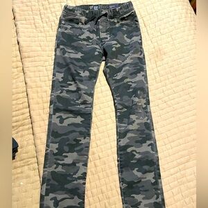 Boys gap size extra large, camouflage pants